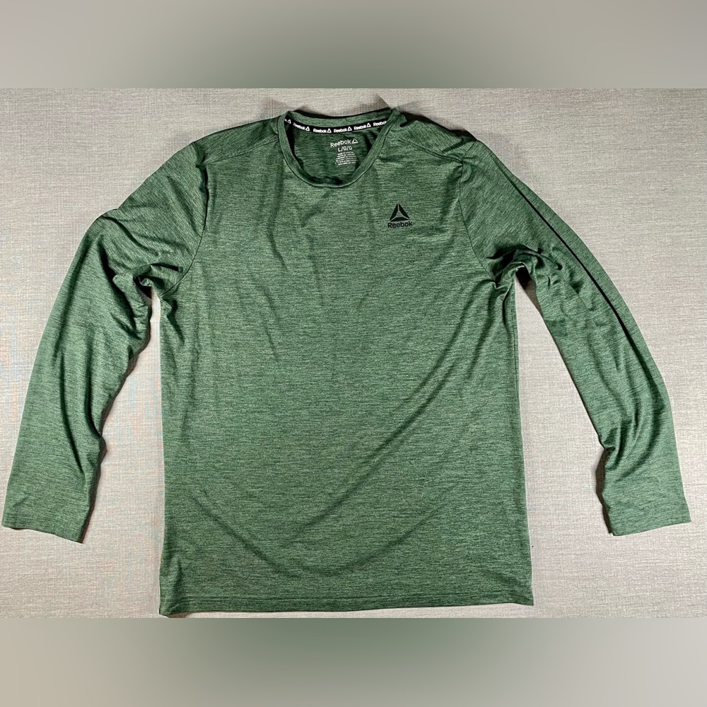Reebok Men’s Large Long Sleeve Athletic Shirt